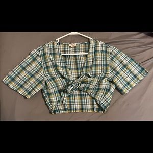 Crop top